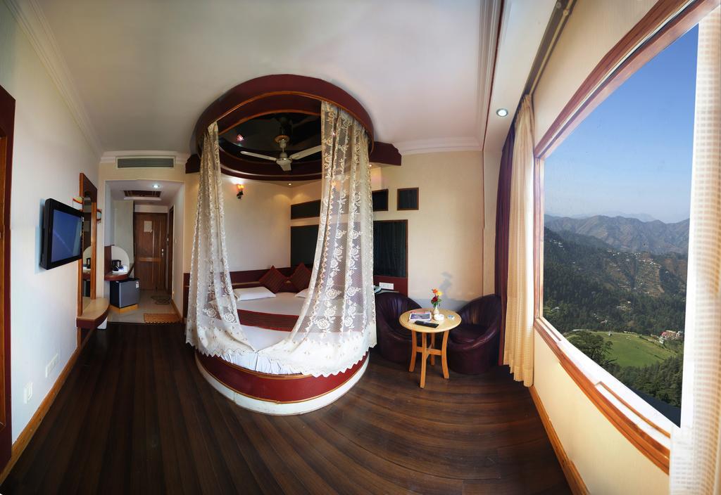 Hotel Landmark Simlá Szoba fotó