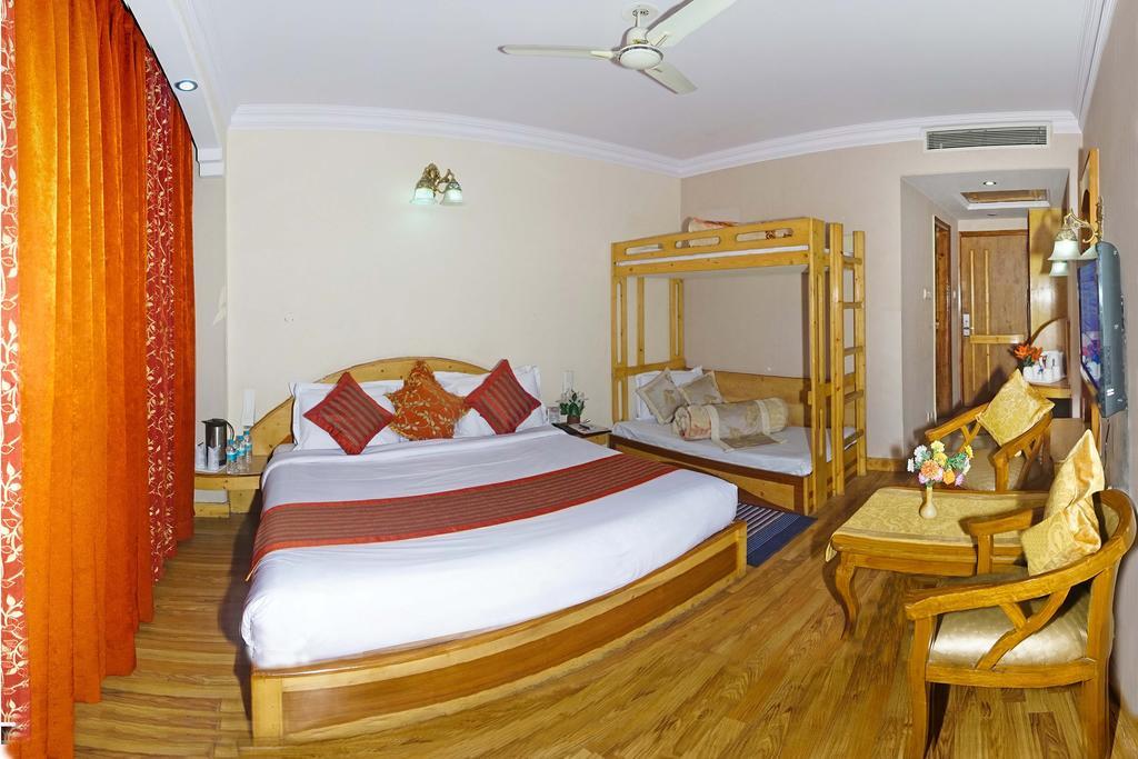 Hotel Landmark Simlá Kültér fotó